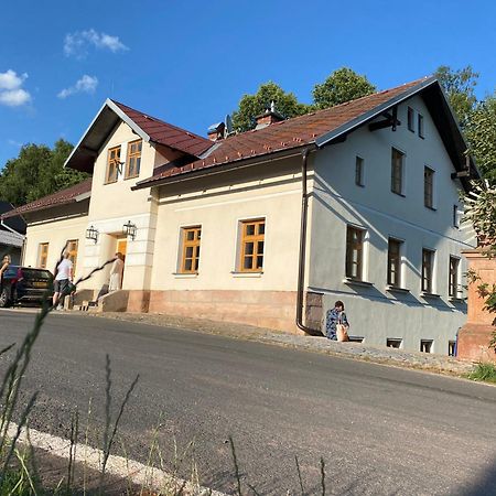 Droom B&B Cermna Bagian luar foto