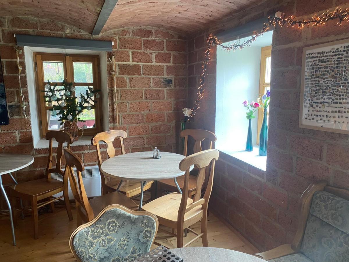 Droom B&B Cermna Bagian luar foto