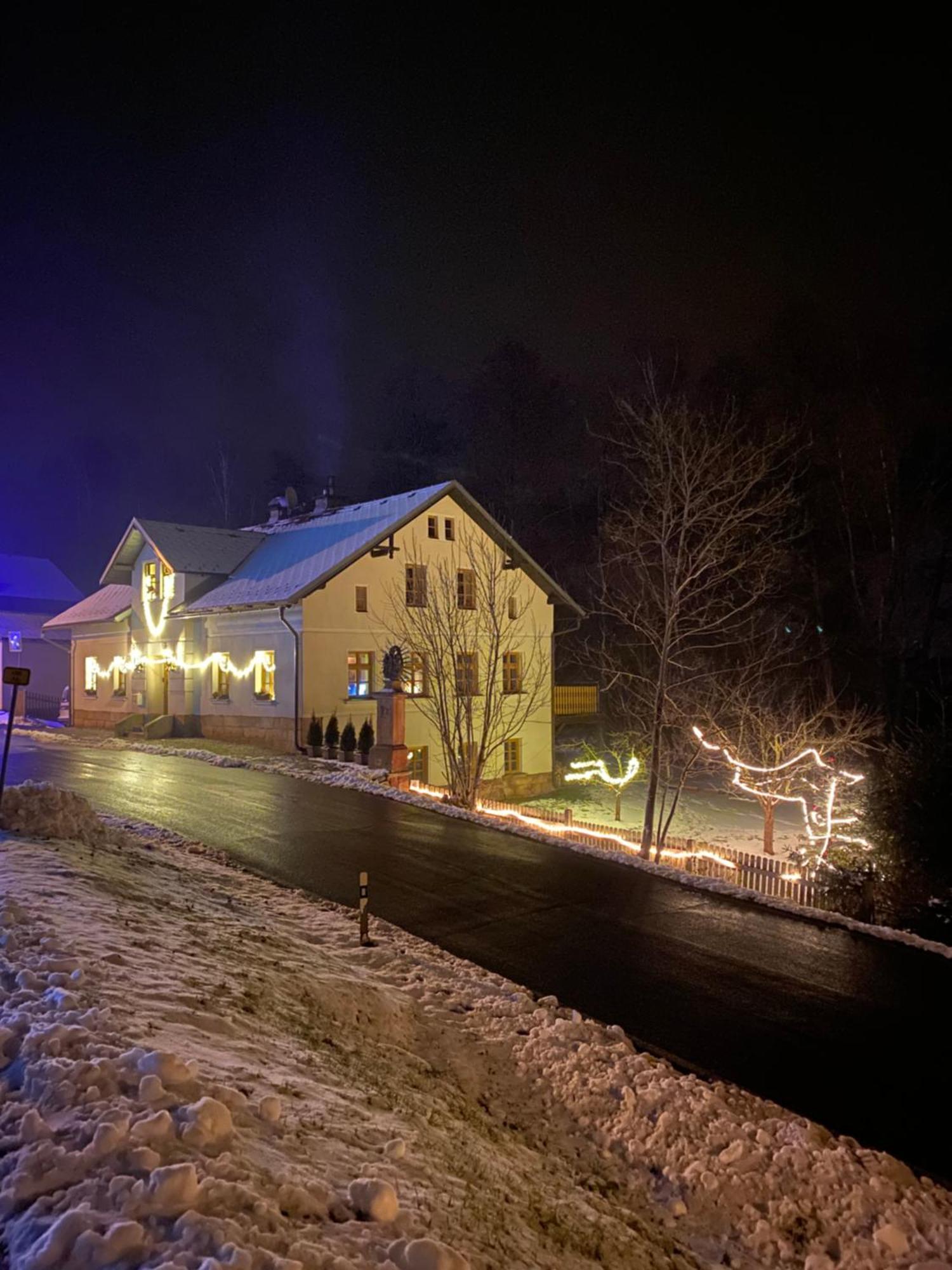 Droom B&B Cermna Bagian luar foto